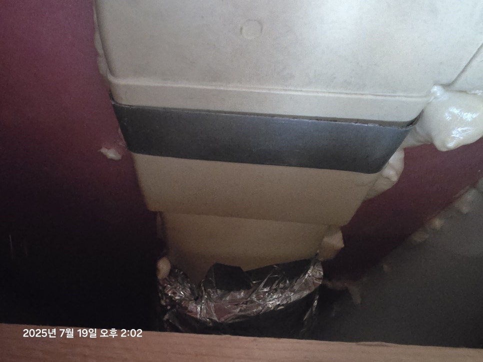 가구 및 내부 공간의 모습