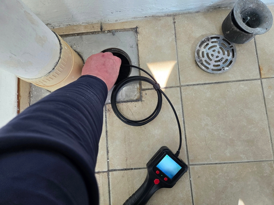 내시경 카메라를 이용한 내부 탐지