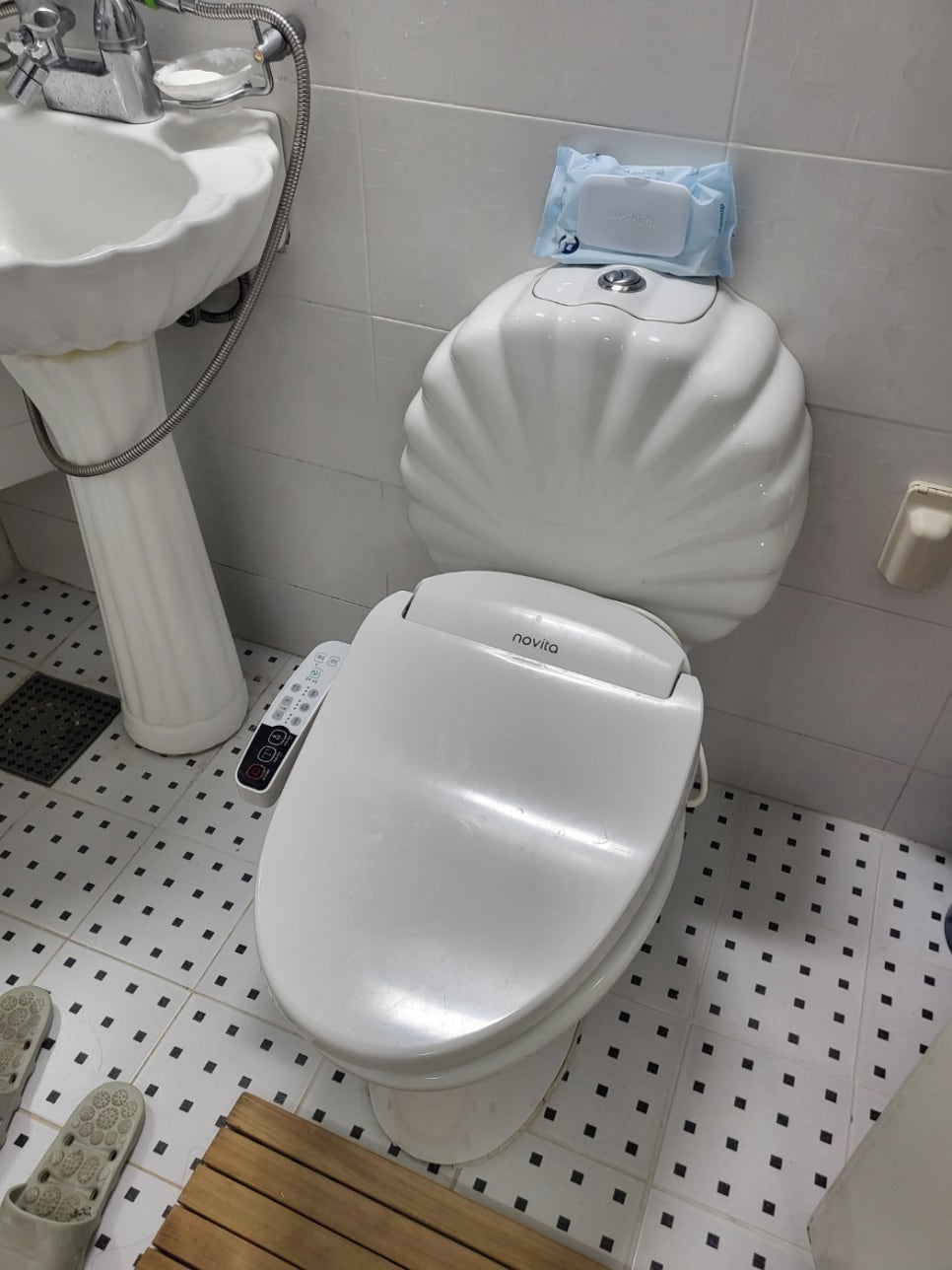 누수 점검 참고 사진