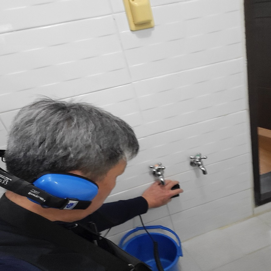 공압 검사 진행 중인 현장